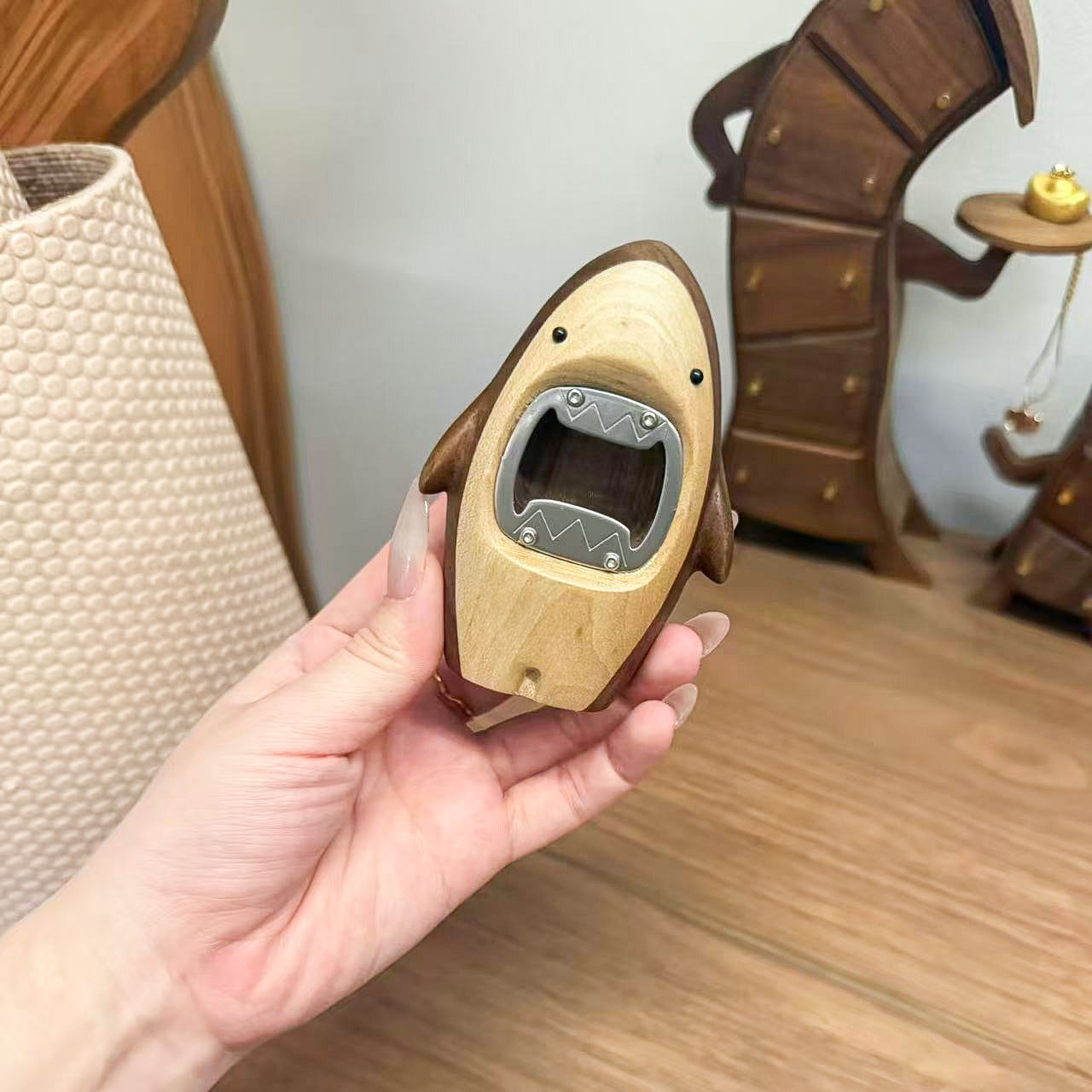 Creatieve Houten Haai Flesopen - Kitchen Gadgets Men recensie en prijs